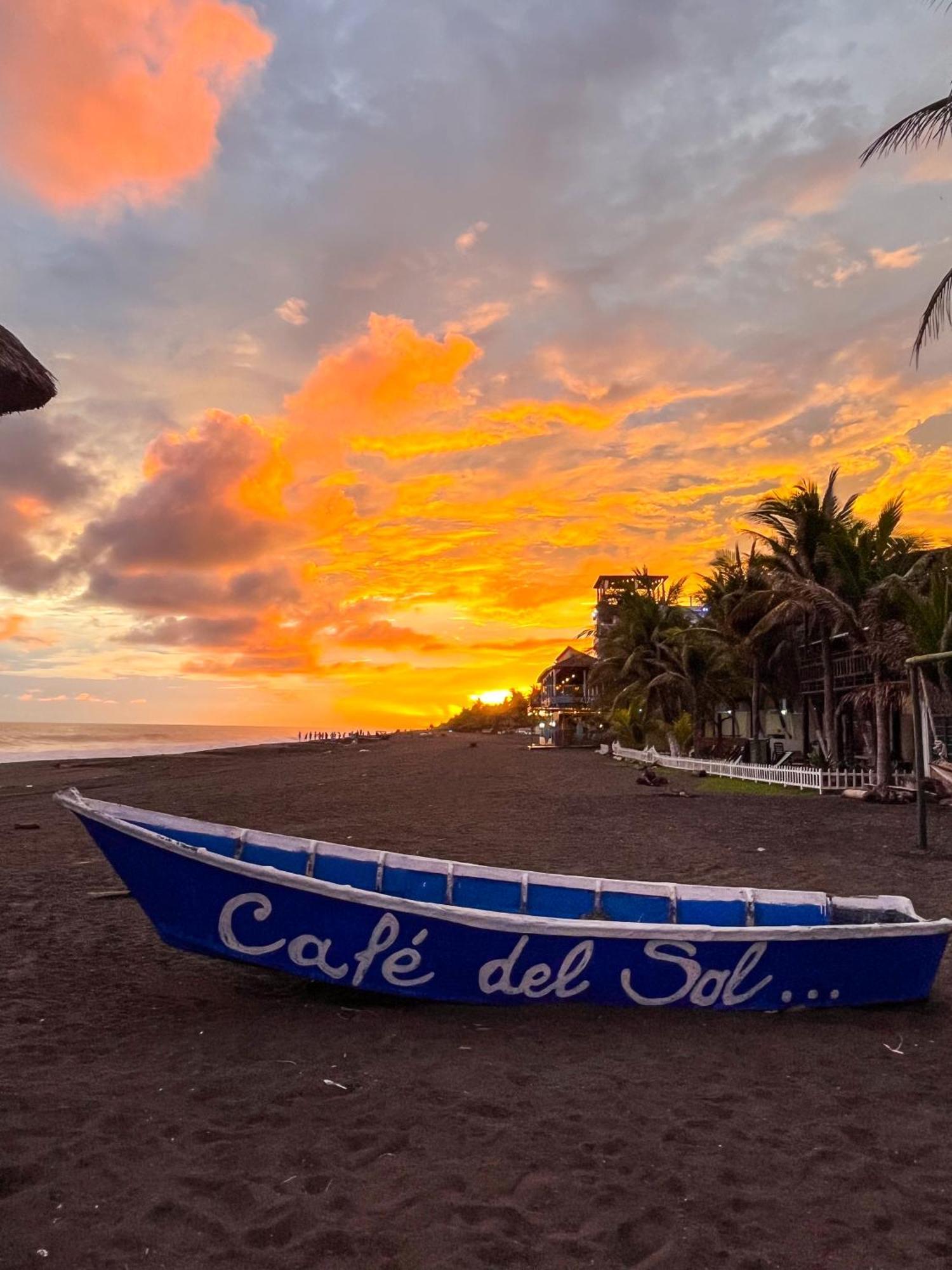 Hotel Cafe Del Sol Monterrico Eksteriør billede