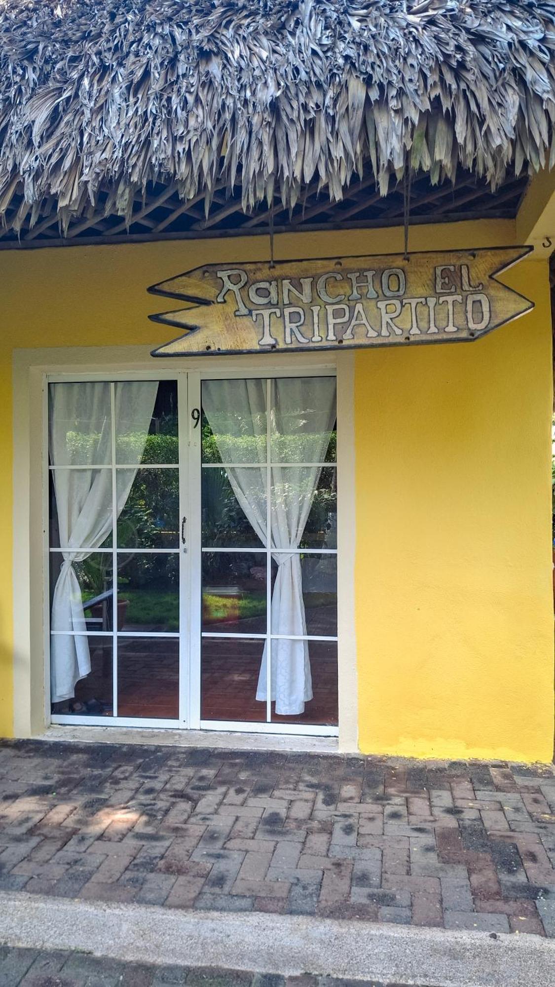 Hotel Cafe Del Sol Monterrico Eksteriør billede