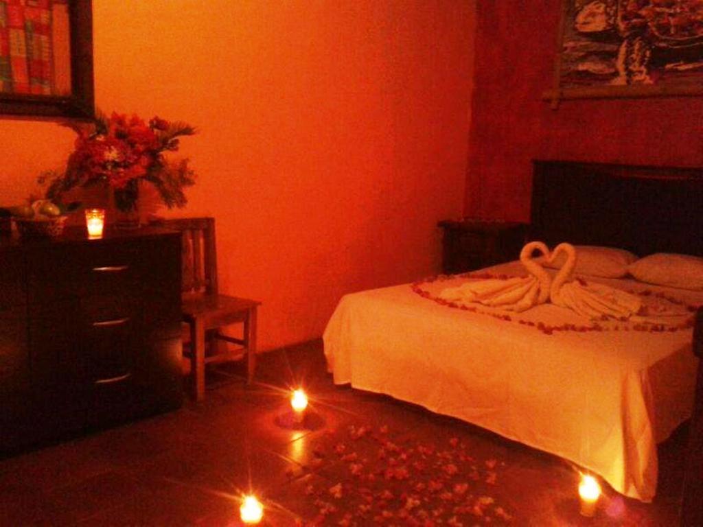 Hotel Cafe Del Sol Monterrico Værelse billede